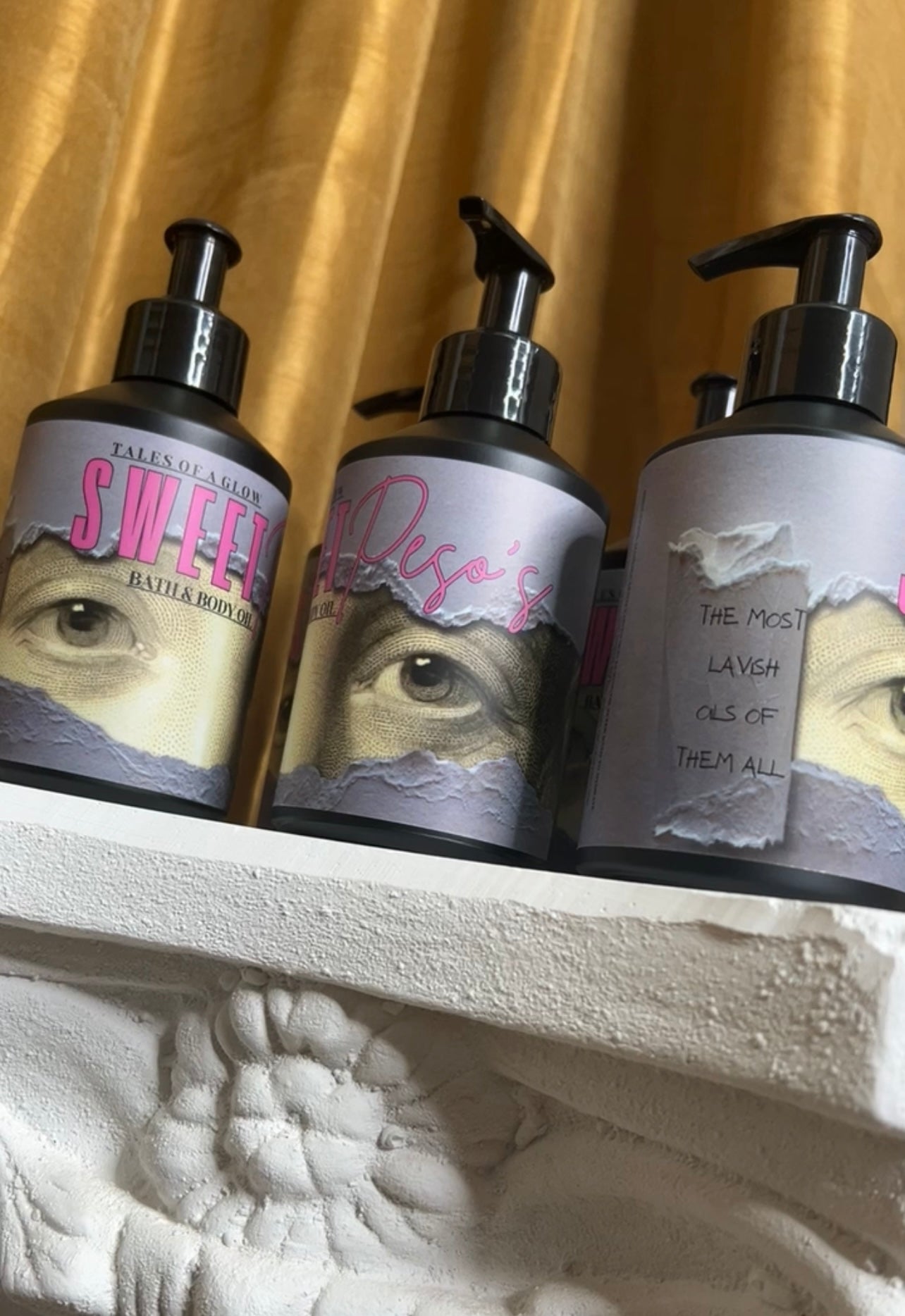 BATH & BODY OIL